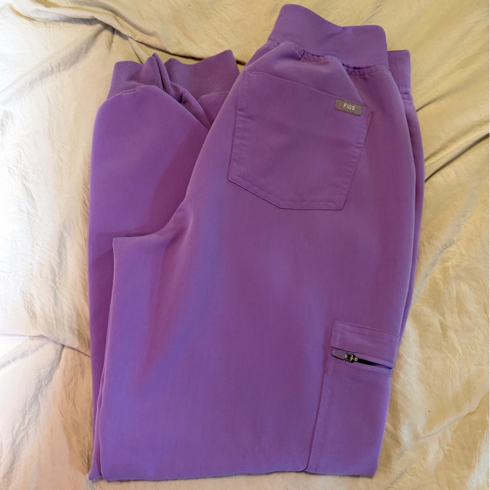 FIGS Lavender High-Waisted Zamora Joggers S/P - Picture 2 of 3